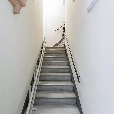 La Casina Your In Monti * Rom