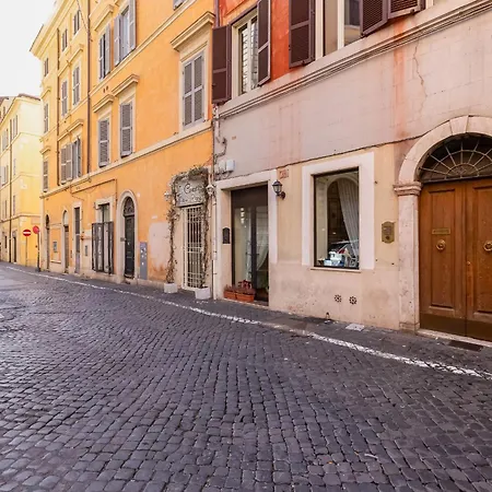 La Casina Your In Monti Daire Roma